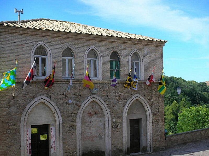 Torre di Palme nelle Marche